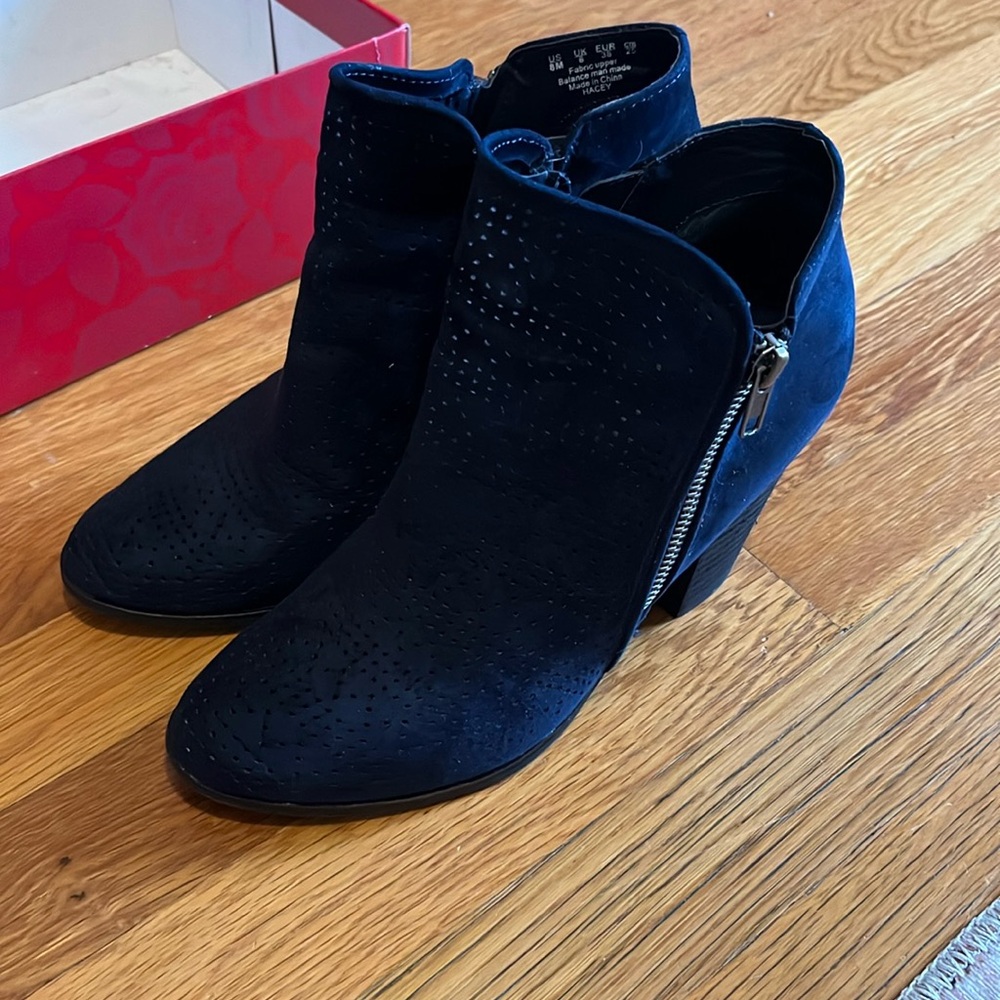 Carlos Santana blue sued boots